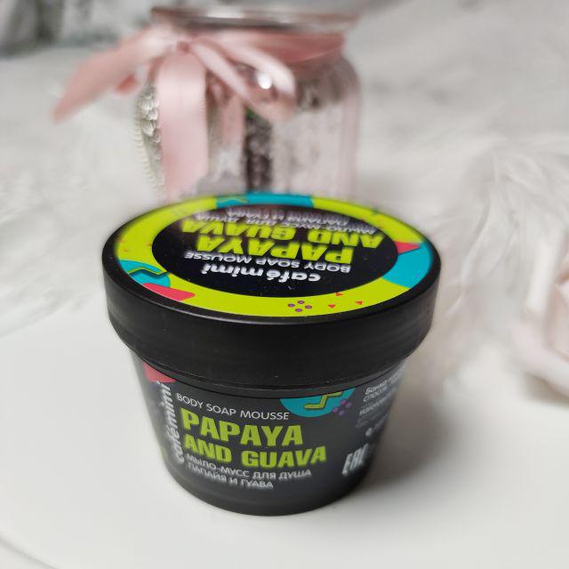 Mus do mycia ciała Cafe Mimi Papaja i Guawa