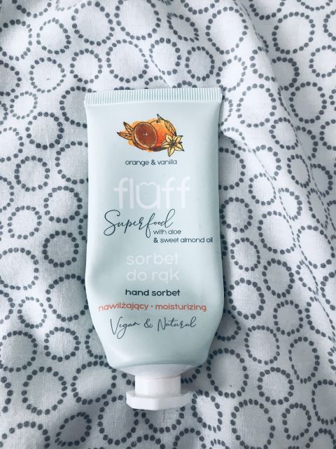 akcja denkowanie! grudzień - kosmetyki w świątecznych opakowaniach i świątecznych kolorach 🎄❄️⛄🎀🎁🎅