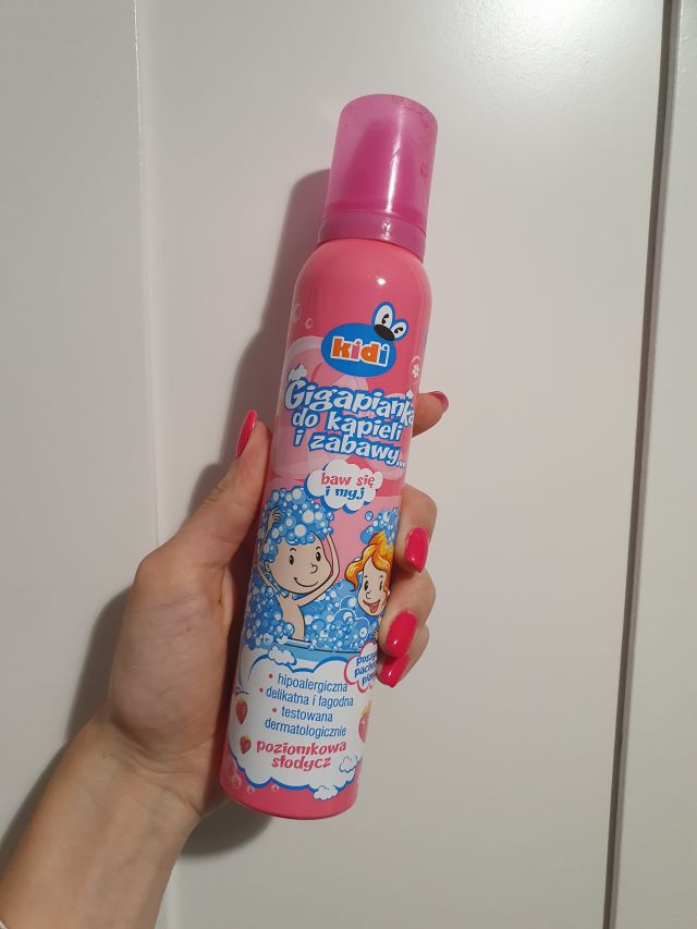 akcja denkowanie! grudzień - kosmetyki w świątecznych opakowaniach i świątecznych kolorach 🎄❄️⛄🎀🎁🎅