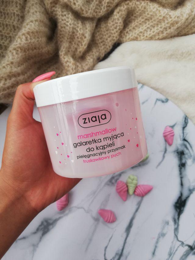Ziaja Pielęgnacyjny Przysmak, Marshmallow, Galaretka myjąca do kąpieli, Truskawkowy puch