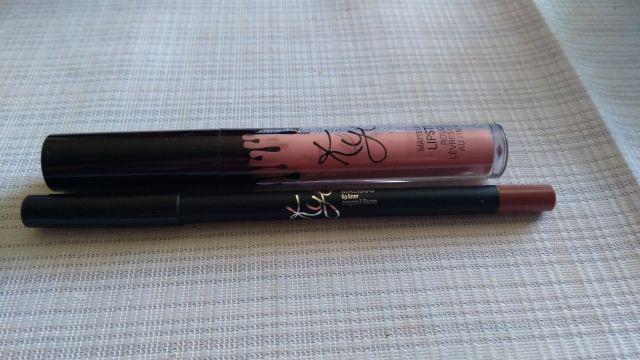 Maluboo kolejna pomadka.