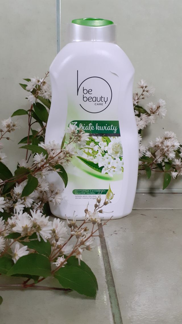 BeBeauty Care, Płyn do kąpieli, 3 białe kwiaty