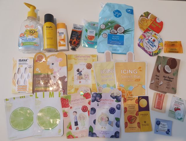 akcja denkowanie! grudzień - kosmetyki w świątecznych opakowaniach i świątecznych kolorach 🎄❄️⛄🎀🎁🎅