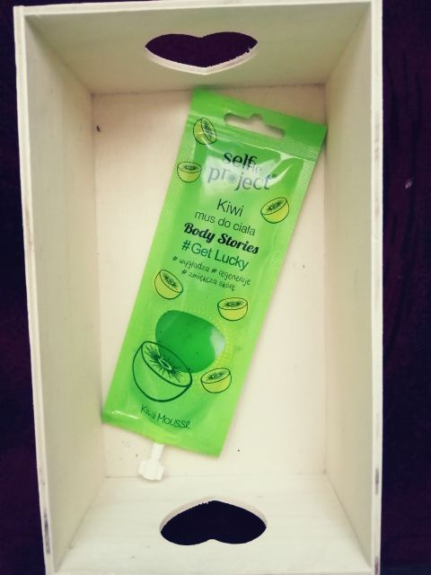 Selfie Project Body Stories, #Get Lucky, Mus do ciała, Kiwi