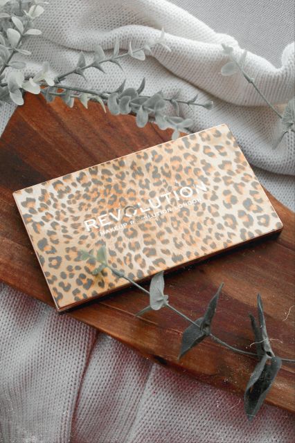 Makeup Revolution - Wild Animal Courage. Paleta cieni do powiek.