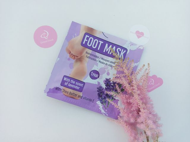 Action Maska do stóp w skarpetkach, Lavender, Masło Shea & Witamina E