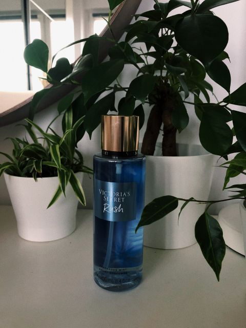 Victoria's Secret Mgiełka do ciała, Rush