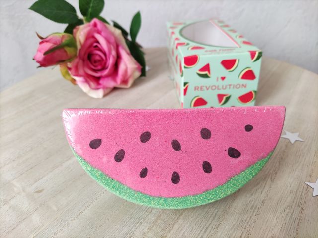 Makeup Revolution I Heart Revolution, Kula do kąpieli, Musująca, Watermelon