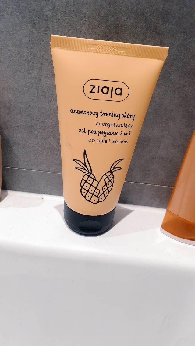 Ziaja Ananasowy trening skóry, Żel pod prysznic do ciała i włosów, 2w1, Energetyzujący