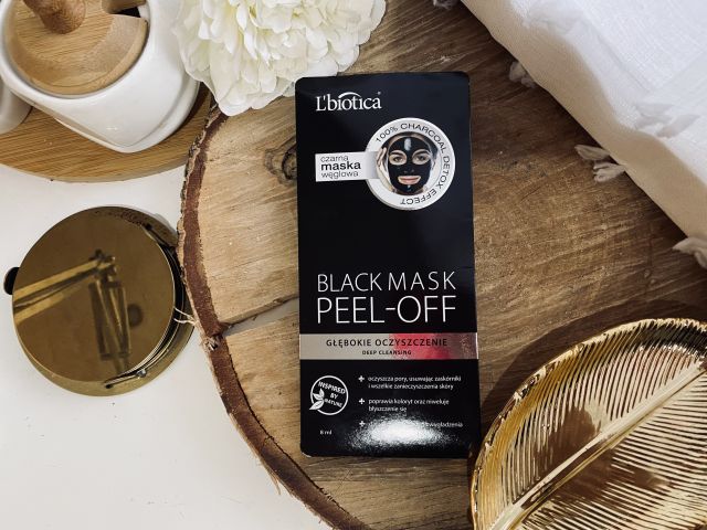 Lbiotica black mask
