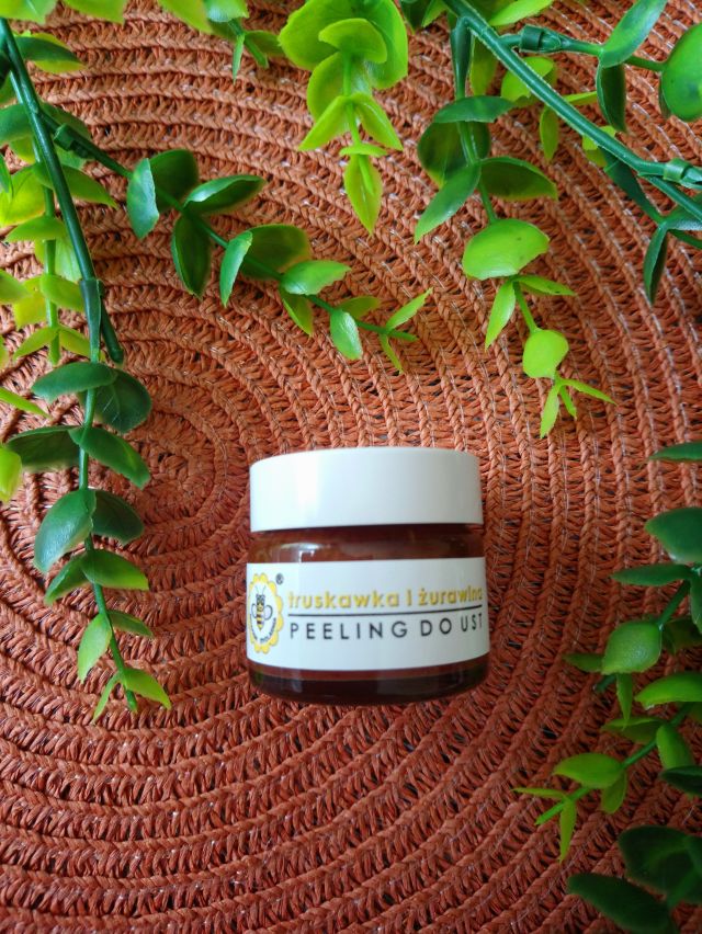 Peeling do ust miodowa mydlarnia 