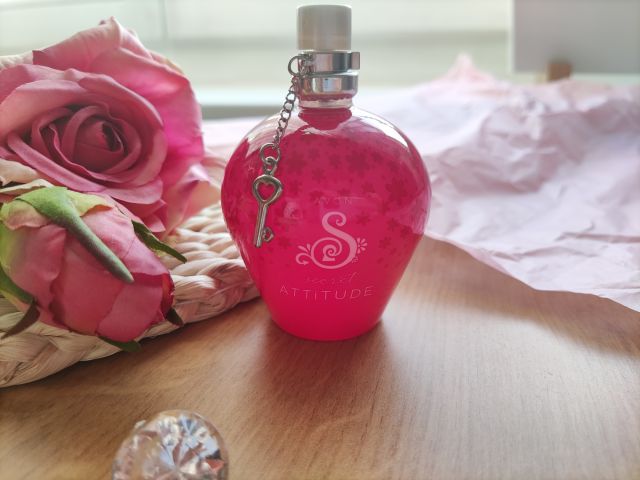 Avon Woda toaletowa, Secret Attitude EDT 