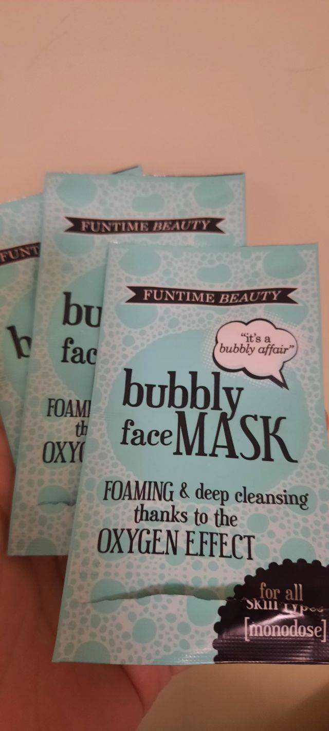 akcja denkowanie! grudzień - kosmetyki w świątecznych opakowaniach i świątecznych kolorach 🎄❄️⛄🎀🎁🎅