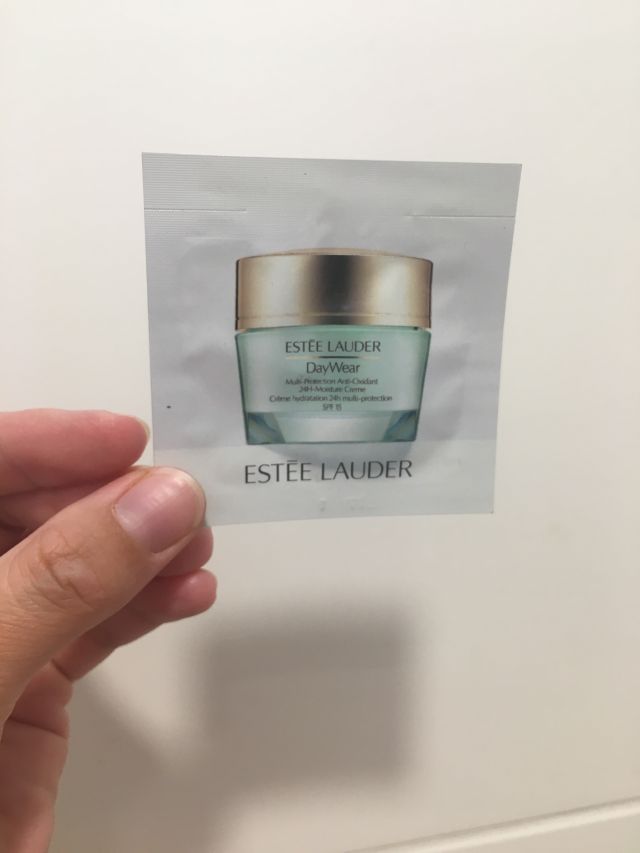 Este Lauder krem day wear anti-oxydant 