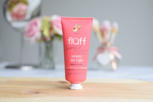 Fluff Superfood, Krem do rąk, Antybakteryjny i nawilżający, Brzoskwinia