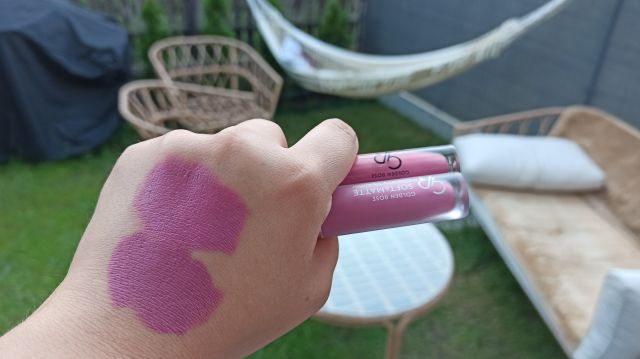 Golden Rose Longstay Liquid Matte Lipstick, Pomadka do ust w płynie, Matowa, nr 03