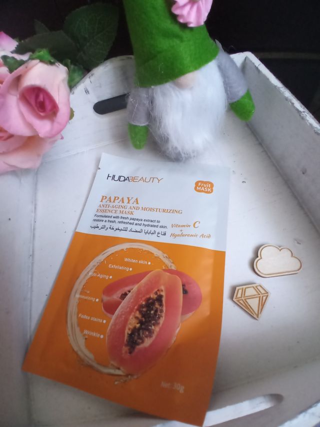 Huda Beauty Fruit Mask, Maseczka w płacie, Papaja