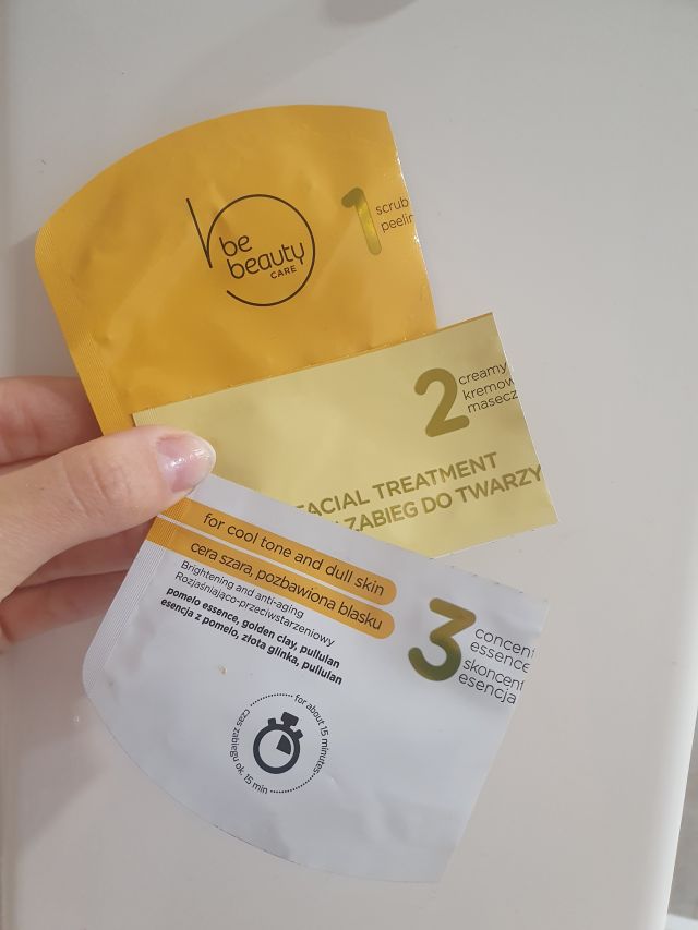 akcja denkowanie! grudzień - kosmetyki w świątecznych opakowaniach i świątecznych kolorach 🎄❄️⛄🎀🎁🎅