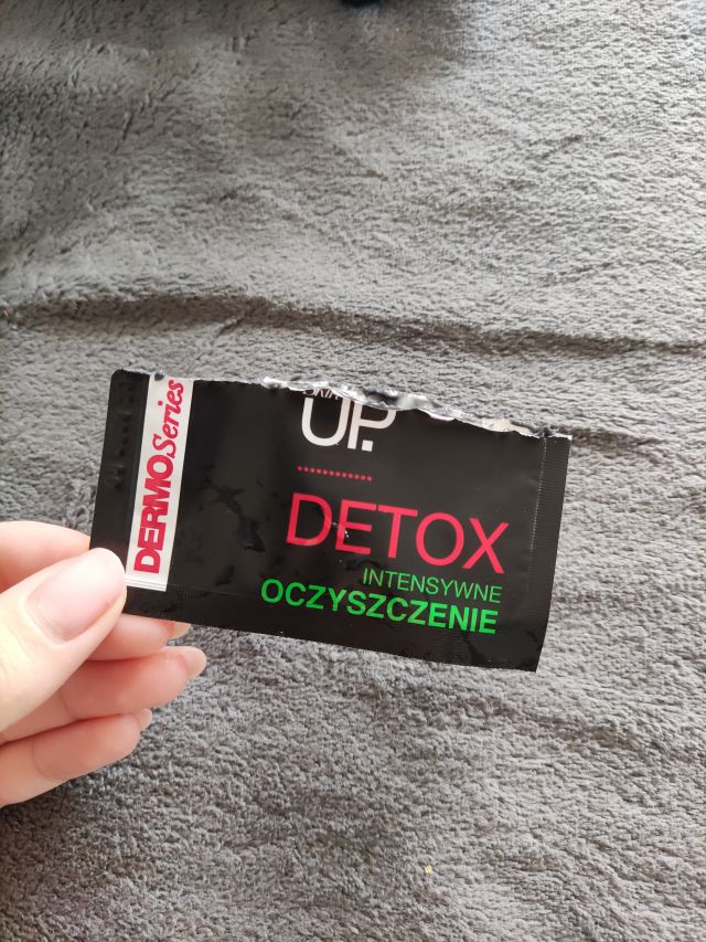 akcja denkowanie! grudzień - kosmetyki w świątecznych opakowaniach i świątecznych kolorach 🎄❄️⛄🎀🎁🎅