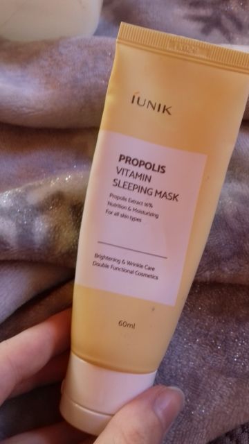 iUNIK Propolis Vitamin Sleeping Mask, Maseczka do twarzy na noc, Rozjaśniająca