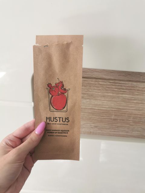 mustus Maska do twarzy w płacie, Daily Harvest Squeeze, Power Up Mask