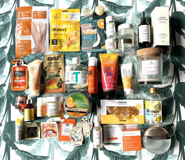 akcja denkowanie! grudzień - kosmetyki w świątecznych opakowaniach i świątecznych kolorach 🎄❄️⛄🎀🎁🎅