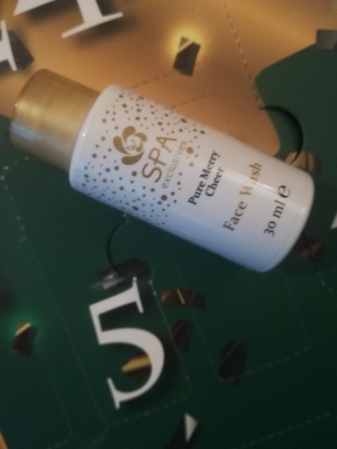 akcja denkowanie! grudzień - kosmetyki w świątecznych opakowaniach i świątecznych kolorach 🎄❄️⛄🎀🎁🎅