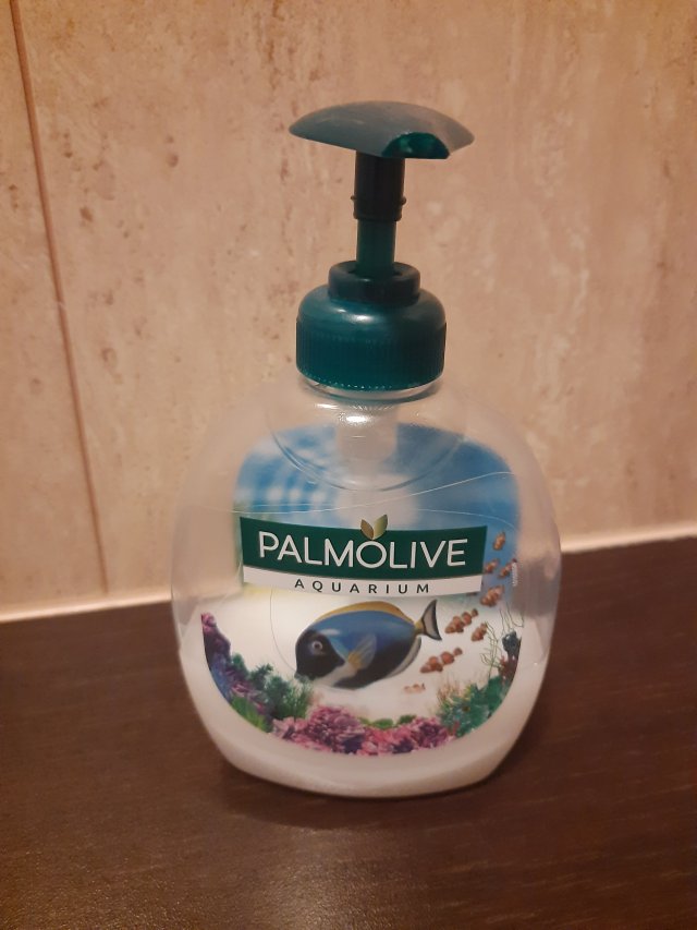 mydlo w plynie akwarium