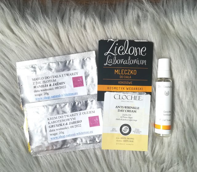 akcja denkowanie! grudzień - kosmetyki w świątecznych opakowaniach i świątecznych kolorach 🎄❄️⛄🎀🎁🎅