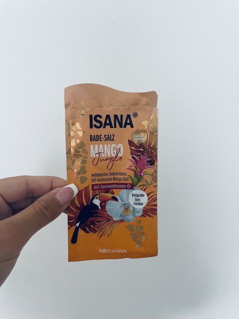 akcja denkowanie! grudzień - kosmetyki w świątecznych opakowaniach i świątecznych kolorach 🎄❄️⛄🎀🎁🎅