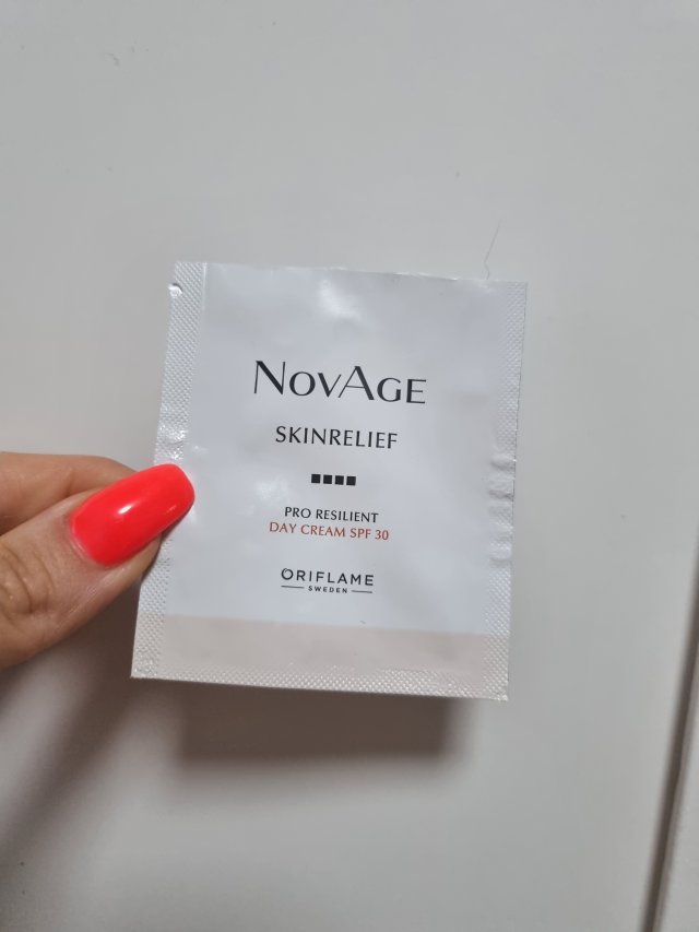 akcja denkowanie! grudzień - kosmetyki w świątecznych opakowaniach i świątecznych kolorach 🎄❄️⛄🎀🎁🎅