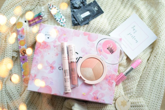 Kosmetyki do makijażu Golden Rose z serii Nude Look