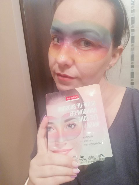 akcja denkowanie! grudzień - kosmetyki w świątecznych opakowaniach i świątecznych kolorach 🎄❄️⛄🎀🎁🎅