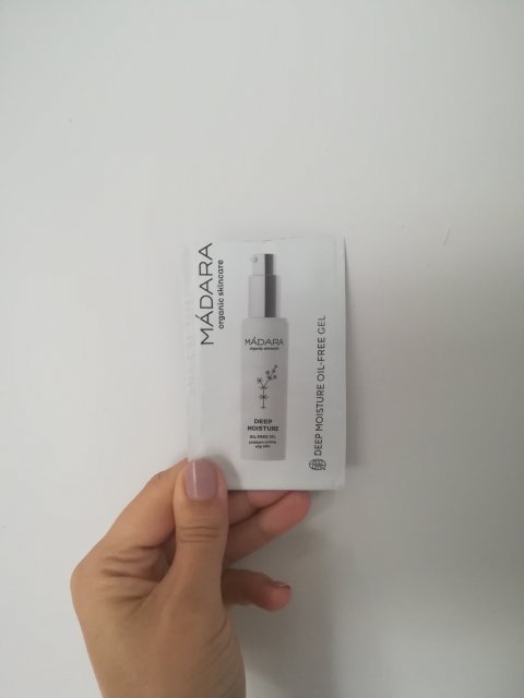 akcja denkowanie! grudzień - kosmetyki w świątecznych opakowaniach i świątecznych kolorach 🎄❄️⛄🎀🎁🎅