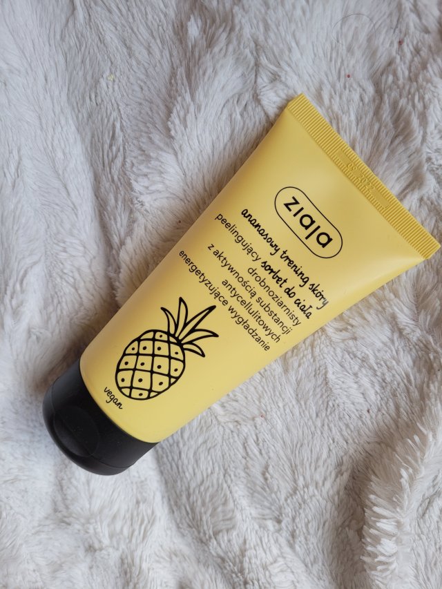 Ziaja Ananasowy trening skóry, Sorbet do ciała, Peelingujący