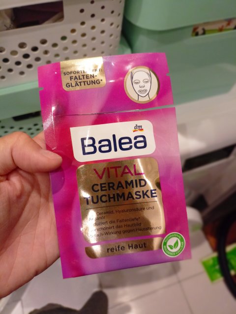 akcja denkowanie! grudzień - kosmetyki w świątecznych opakowaniach i świątecznych kolorach 🎄❄️⛄🎀🎁🎅