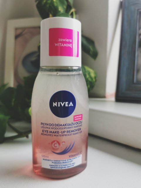 Nivea Płyn do demakijażu oczu, Pielęgnujący i dwufazowy, Pielęgnuje rzęsy