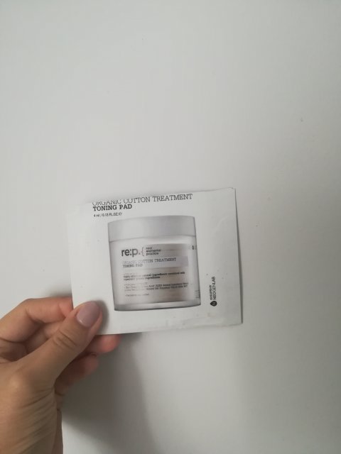 akcja denkowanie! grudzień - kosmetyki w świątecznych opakowaniach i świątecznych kolorach 🎄❄️⛄🎀🎁🎅