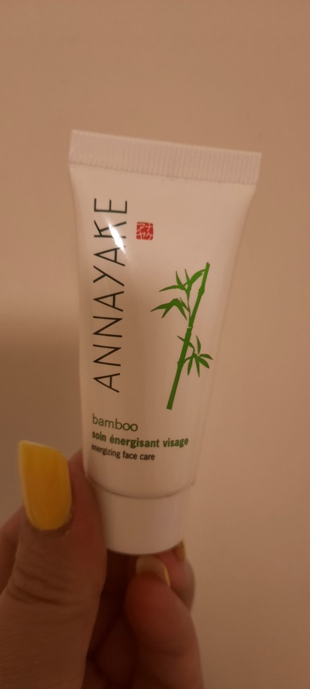 akcja denkowanie! grudzień - kosmetyki w świątecznych opakowaniach i świątecznych kolorach 🎄❄️⛄🎀🎁🎅