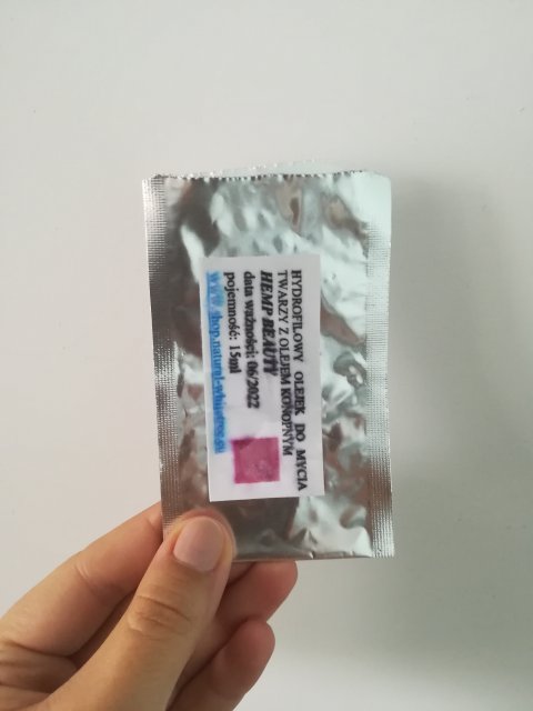 akcja denkowanie! grudzień - kosmetyki w świątecznych opakowaniach i świątecznych kolorach 🎄❄️⛄🎀🎁🎅