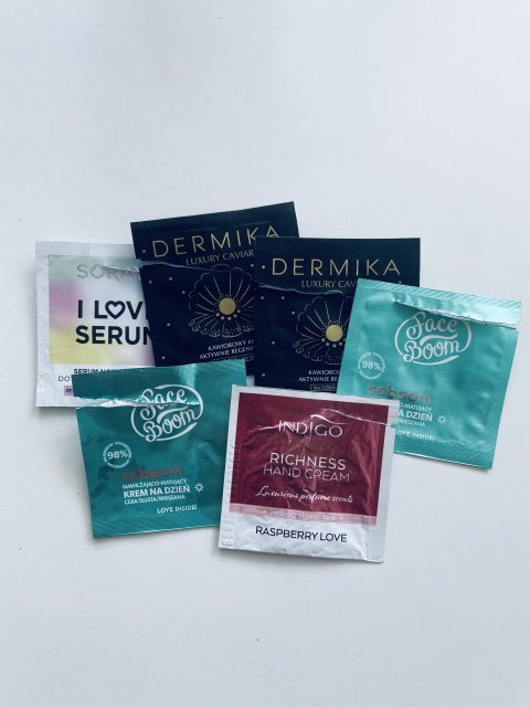 akcja denkowanie! grudzień - kosmetyki w świątecznych opakowaniach i świątecznych kolorach 🎄❄️⛄🎀🎁🎅