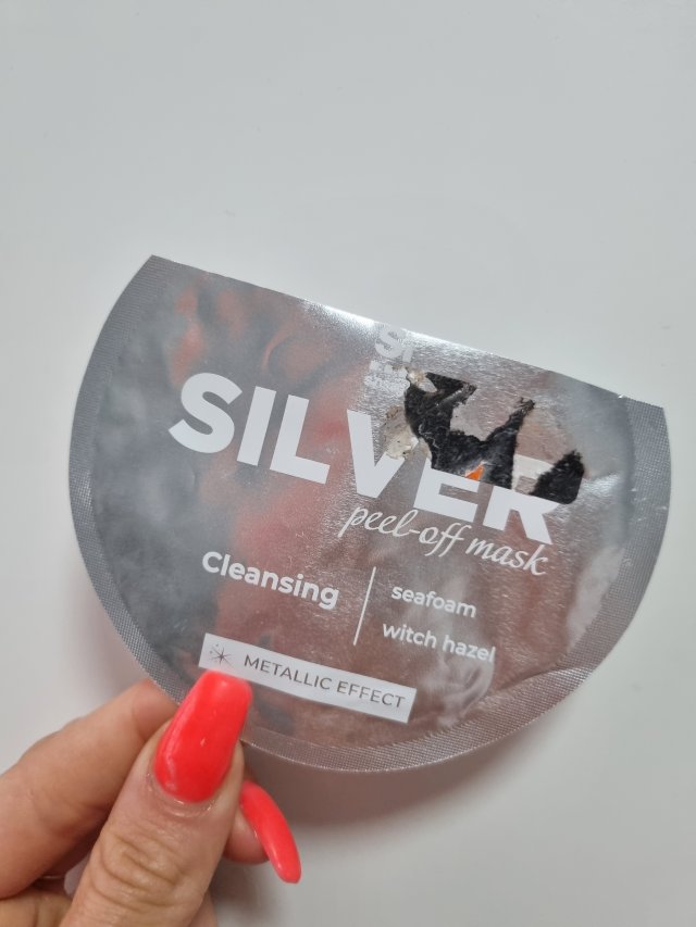 akcja denkowanie! grudzień - kosmetyki w świątecznych opakowaniach i świątecznych kolorach 🎄❄️⛄🎀🎁🎅