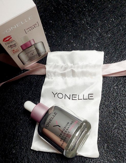 Yonelle Trifusion, Rejuvenating Mandeli-C Peeling, Peeling do twarzy, Migdałowy z witaminą C