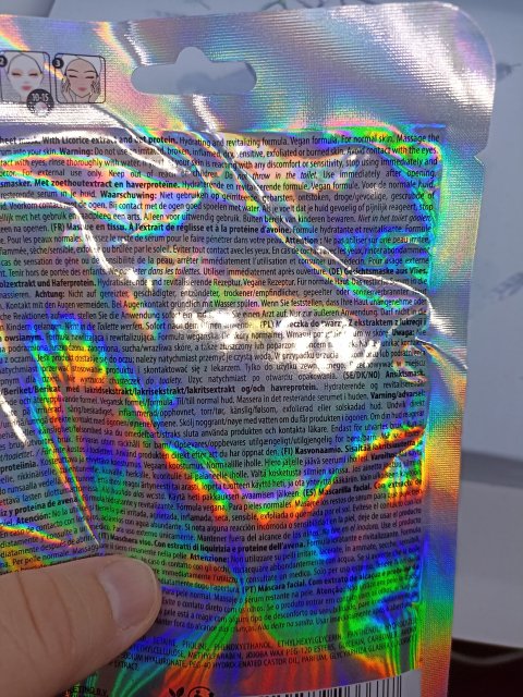 Maska w płachcie pingwin