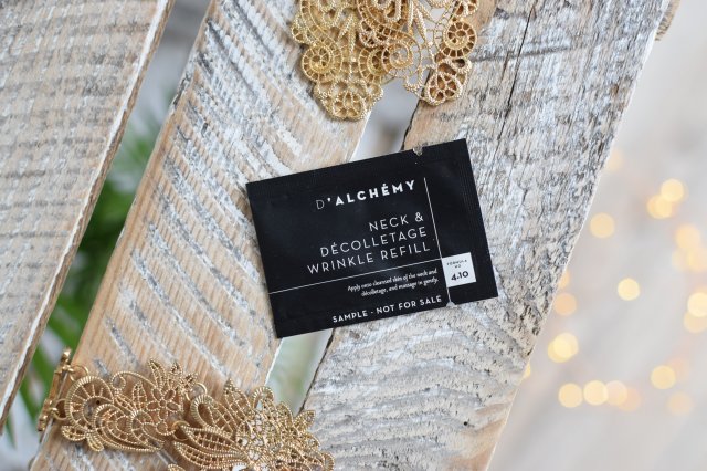 d'Alchemy Krem do szyi i dekoltu. Wypełniacz zmarszczek, Neck & décolletage wrinkle refill