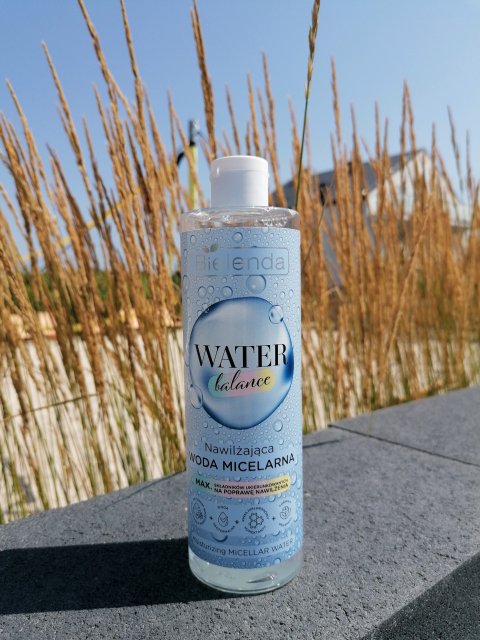 Bielenda WATER Balance nawilżająca woda mineralna