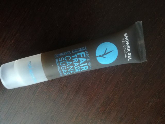 akcja denkowanie! grudzień - kosmetyki w świątecznych opakowaniach i świątecznych kolorach 🎄❄️⛄🎀🎁🎅