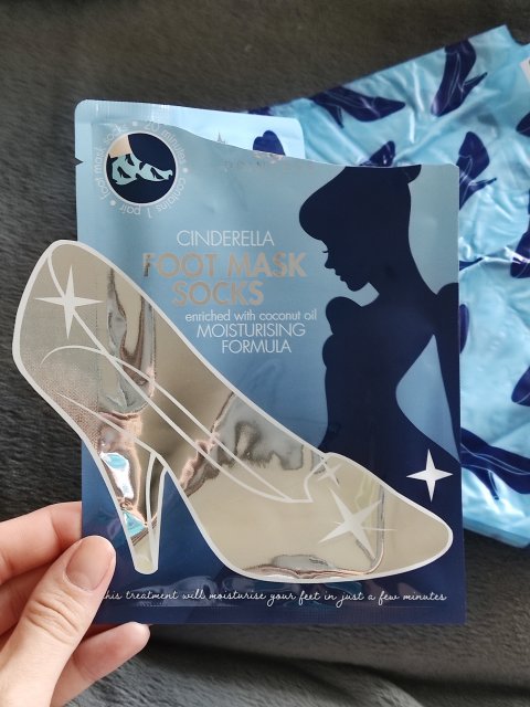 akcja denkowanie! grudzień - kosmetyki w świątecznych opakowaniach i świątecznych kolorach 🎄❄️⛄🎀🎁🎅