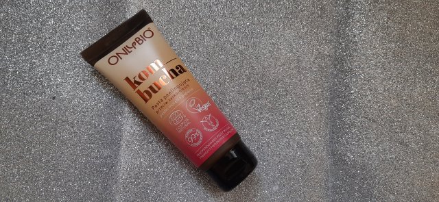 OnlyBio Pasta peelingująca przeciw zaskórnikom, Kombucha, Pestki moreli + papaina