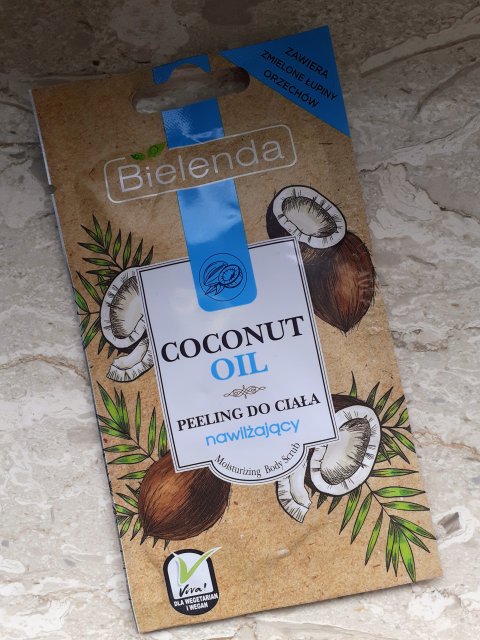 Bielenda Coconut Oil, Peeling do ciała, Nawilżający